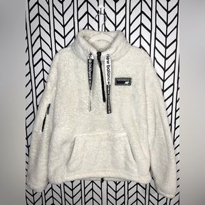 NEW BALANCE FLUFFY SWEATER